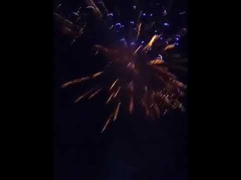 Anul Nou, primit cu focuri de artificii în comuna Bunești Averești, judetul Vaslui - VIDEO