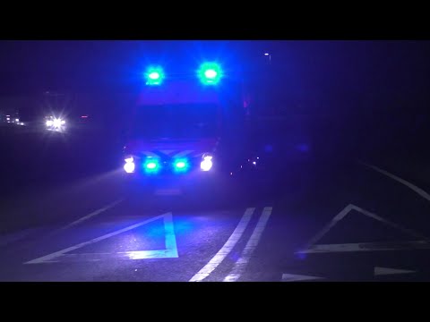 P1 Brandweer Burgum [ 02-7111 OVRT + 02-7114 Boot met spoed naar een persoon te water in Werga!