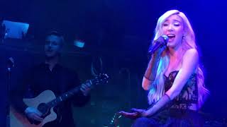 Tiffany Young Runaway + Lips on Lips Mini-Tour in New York 03/06/19