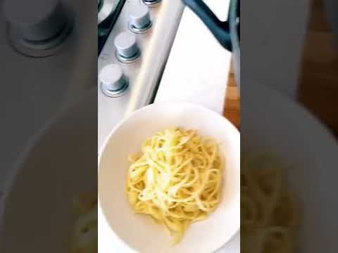 How to make Spaghetti Pancakes👌