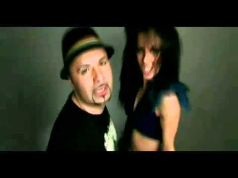 Cristian Dules si Daniela Gyorfi versus MC Geo - Zboara paharele.avi