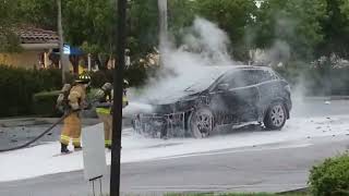 Car fire at Burger King Lake Worth and jog road