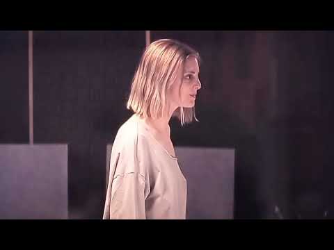 Bloodthirsty (2021) - Female werewolf transformation!