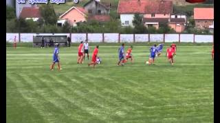 preview picture of video 'Fudbal FK Radnicki Irig FK Sremac Vojka   snimak 01 06 2014  1'