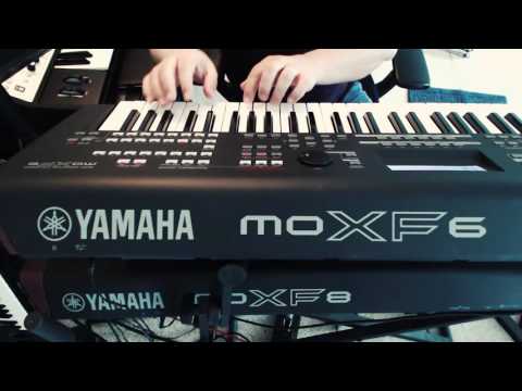 AXEL F on the Yamaha MOXF!