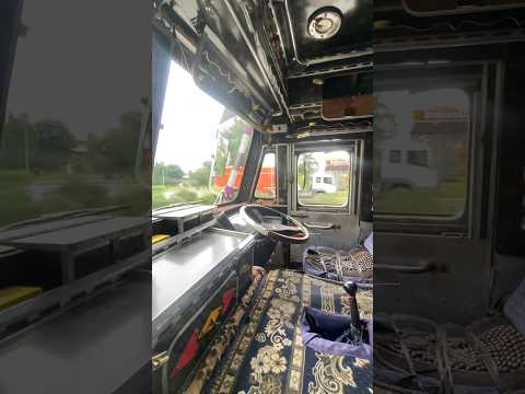 Gaadi chla kon rha hai😨🚚 #mitutruckvlogs #truckdriverlifechennel #trucklifevlog