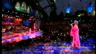 Olivia Newton-John - Hark the Herald Angels Sing/Have Yourself a Merry Little Christmas