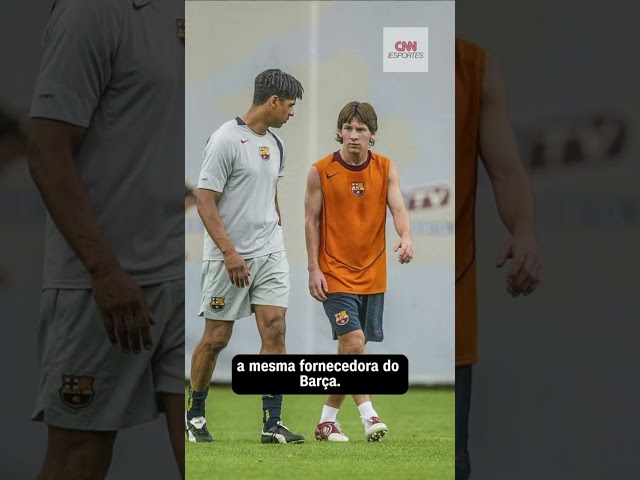 #Shorts – Há 20 anos, Lionel Messi fazia sua estreia com a camisa do time principal do Barcelona