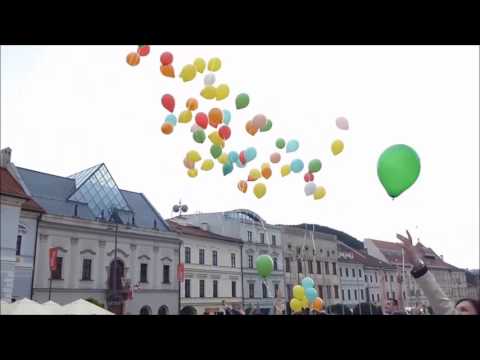 Oslava 2 miliónov darovaných eur cez ĽudiaĽuďom.sk v Banskej Bystrici