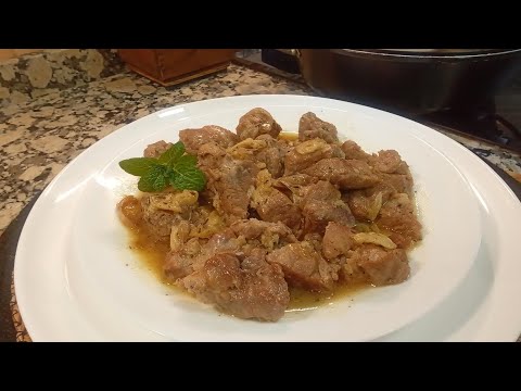 Garlic Beef: A tender, juicy, and delicious recipe with a spectacular sauce; it's easy and econom...