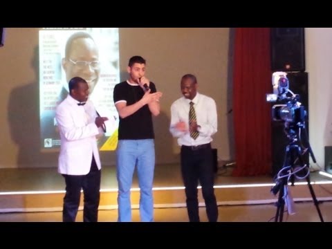 Niki Tall -singing Gongo Aso, Nwa Baby & E No Easy in Hamburg May 2014