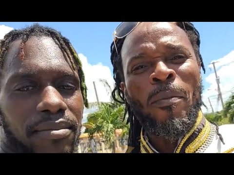 Tanto blacks and La Lewis meet up. This is what happend