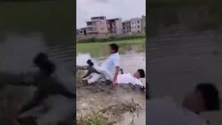 Download lagu Video Lucu di desa #funny #funnyvideo #lucu #videolucu #comedy #shorts mp3