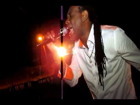 Thriller U in concert