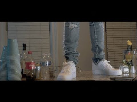 DUZZO-"WHO RUN IT"REMIX(MUSIC VIDEO)