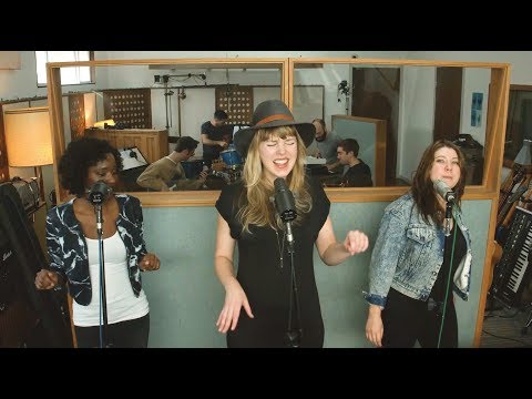 You Make My Dreams - Pomplamoose (Live) - Hall and Oates