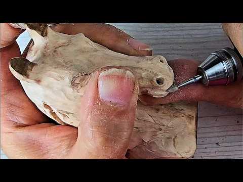 Dremel Mastery: Sculpting a Wooden Horse Head