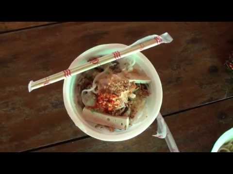 Typical Breakfast in Cambodia #5 (Sihanoukville) - Ban Soong Noodle