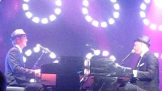 Matt Giraud & Scott MacIntyre - Tell Her About It - Sacramento