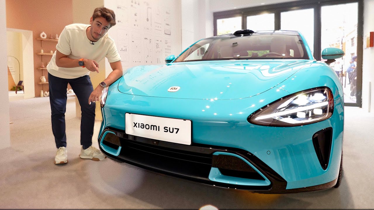 Je découvre la voiture de Xiaomi SU7 (elle est dingue)