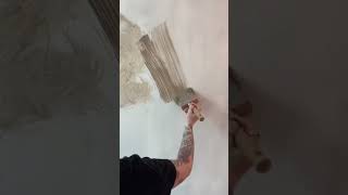 Download lagu Transform your walls with limewash - no added texture needed! #limewashpainting #painting #homedecor mp3