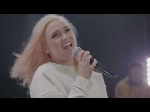 DAPHNE RICHARDSON - Timeless One [Official VIDEO]