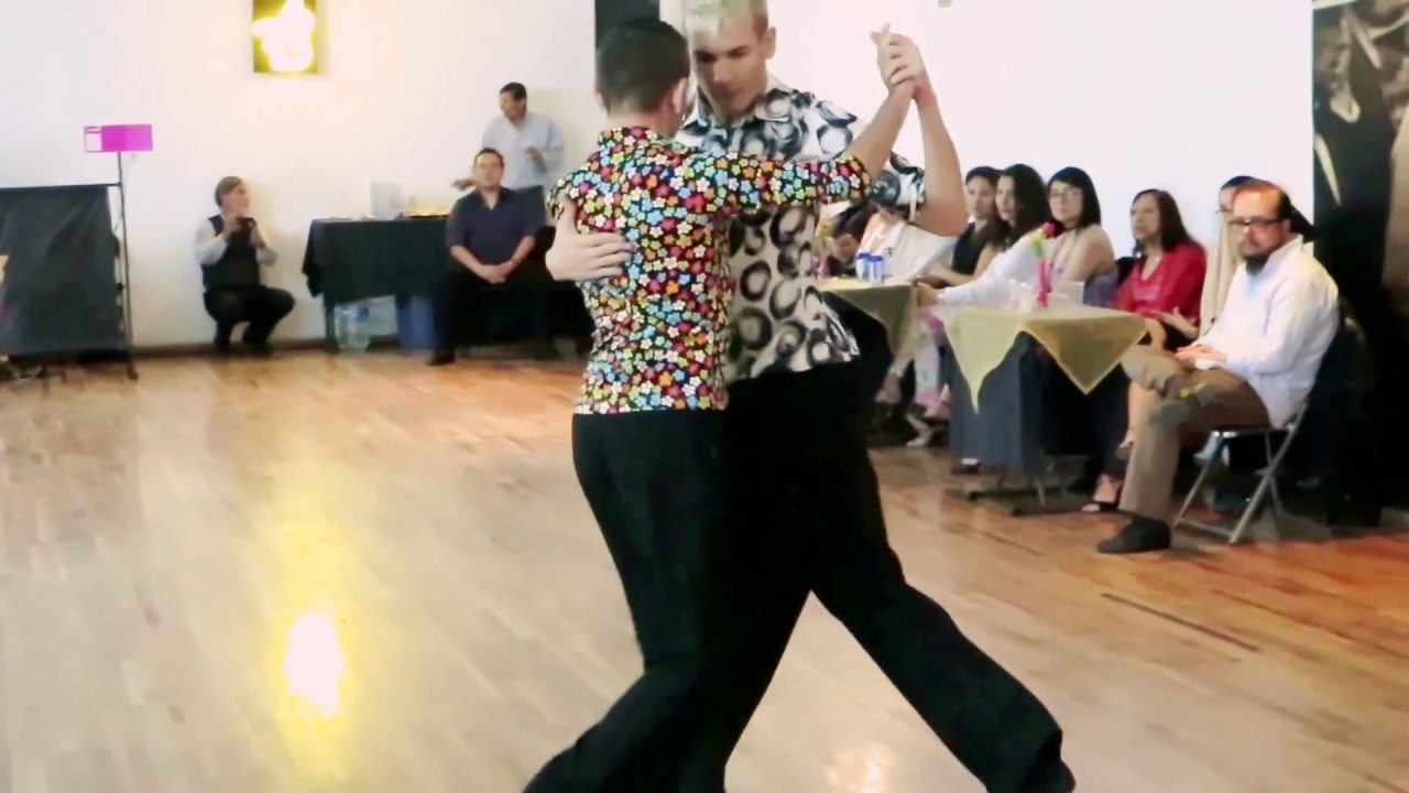 Juampy Ramirez & Daniel Arroyo interpretan Temo