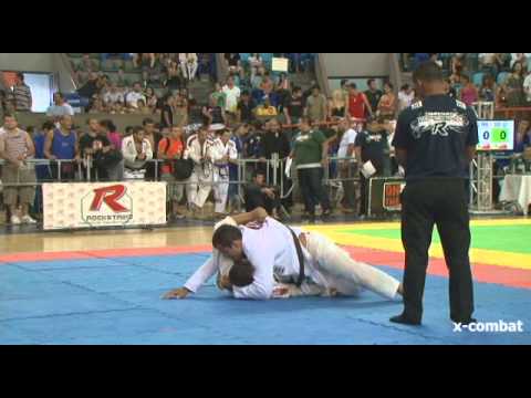 1 ROCKSTRIKE JIU JITSU - Augusto Cesar x Emerson Gusmão by X-COMBAT