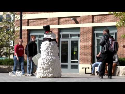 OUT PRANK - Snowman Scares - TheScarySnowman vs. RomanAtwood