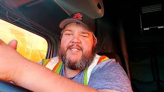 WHY YOU SHOULD CONSIDER SCHNEIDER TO START YOUR TRUCKING CAREER ROOKIE SCHNEIDER TRUCK DRIVER VLOG