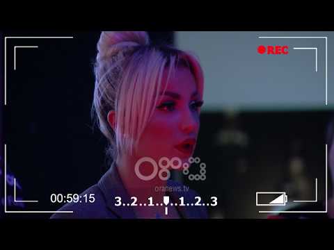 Kamera e fshehtë/ Rozës nuk i vjen Fifi në studio:  Më vini ca jastiqe e imitoj unë