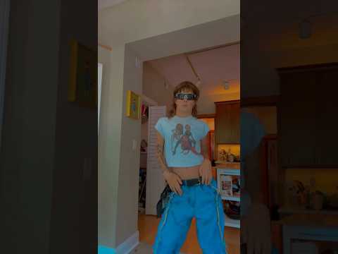 Rhythm of Love 🫶 | Willow Pill #dragrace #rupaulsdragrace #shorts