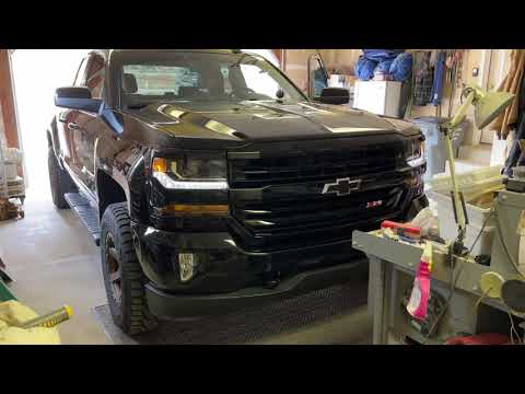 How to reset the oil light on a 2018 Chevy Silverado 1500