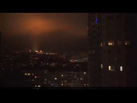 Artillery strikes in the center of Donetsk.