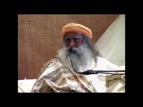 Combining Bhakthi and Karma Yoga #SadhguruOnKarma