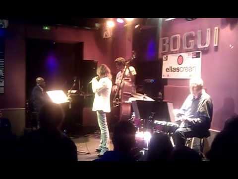 NATALIA DICENTA & JOSÉ MANUEL VILLACAÑAS TRÍO / Bogui Jazz, 8 marzo 2013, 