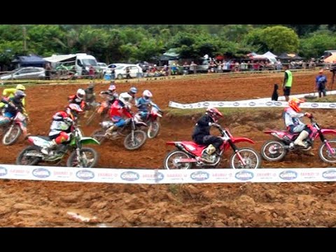 Disputa pela vitória na Corrida da FL Nacional Velocross Copa Norte Catarinense