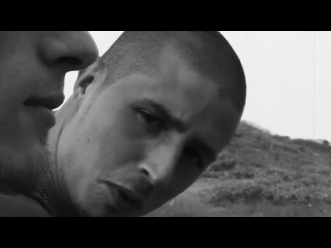 Spreekstof - Ode aan Beverwijk (Officiële videoclip) Als mijn hoofd draait