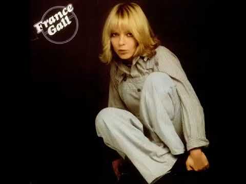 download lagu mp3 mp4 La Chanson D Une Terrienne, download lagu La Chanson D Une Terrienne gratis, unduh video klip La Chanson D Une Terrienne