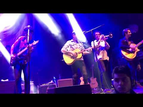 5 sentidos - Taburete & Dvicio en Plaza Condesa CDMX