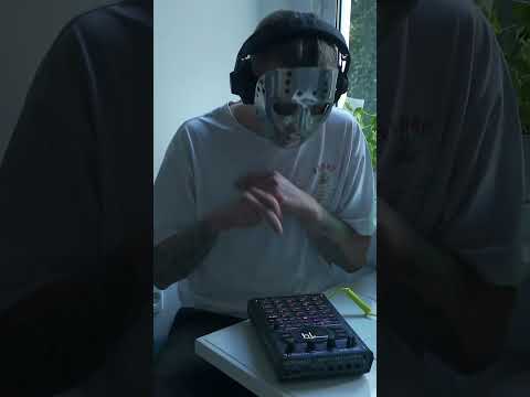 Making a beat on the sp 404 mkii #shorts #sp404mk2 #beatmaker