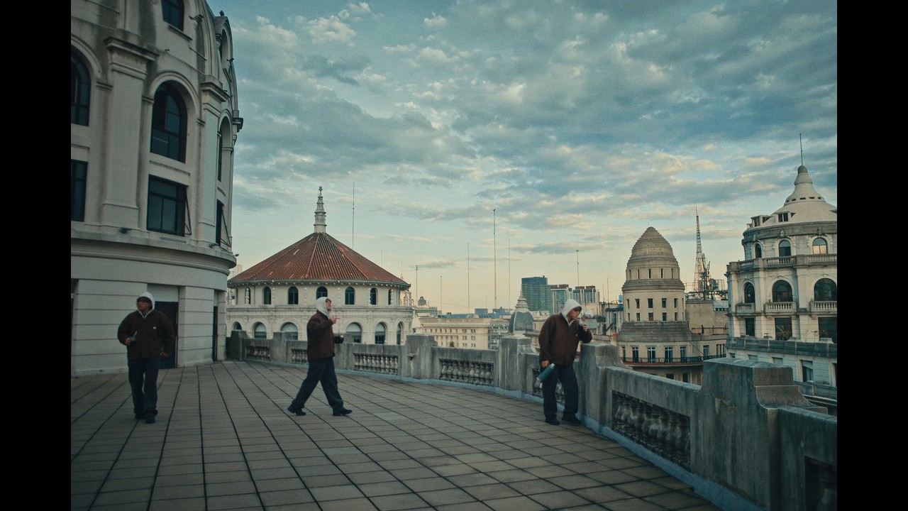 Paulo Londra - me asfixia LA CIUDAD [Behind The Scenes]