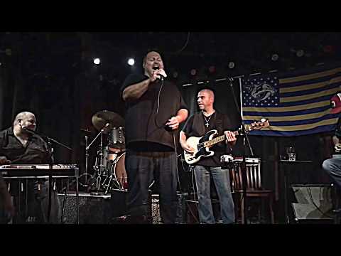 Odie Martin sitting in with the Elio Giordano Band - TENNESSEE WHISKEY