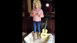 Howdy Y'all....I am Dolly Parton
