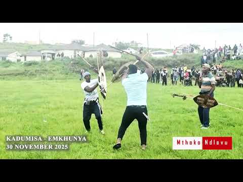 ZULU STICK FIGHT GAME - EMKHUNYA KA DUMISA