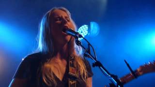 Lissie - Record Collector live Liverpool O2 Academy 15-12-10