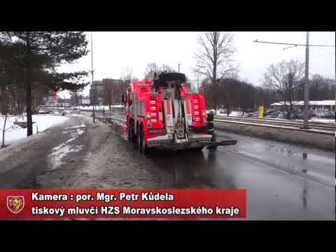 30.1.2013 Dopravní nehoda - vyproštění osob, Ostrava - Martinov | HZS MSK