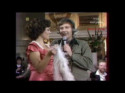 Zdzisława Sośnicka i Zenon Laskowik jako reporter dyżurny