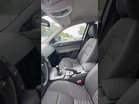 фото volvo v50 i рестайлинг 0
