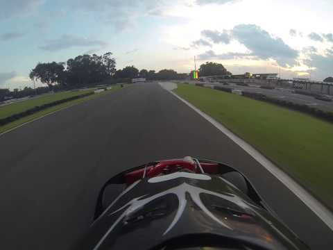 Corrida de Kart dia 02/03/2014 take 1